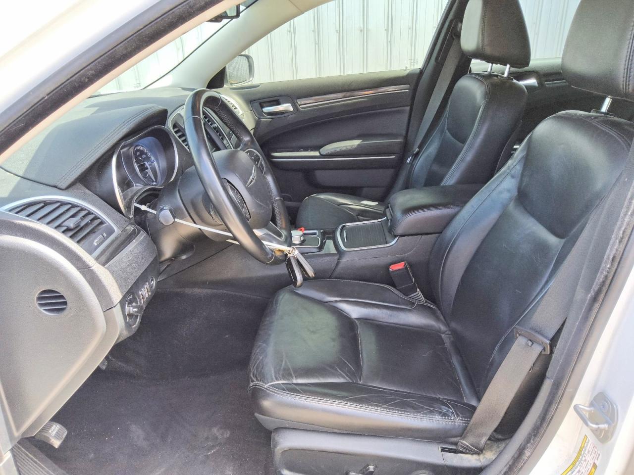 2C3CCAAG6JH314159 2018 CHRYSLER 300 photo no. 7