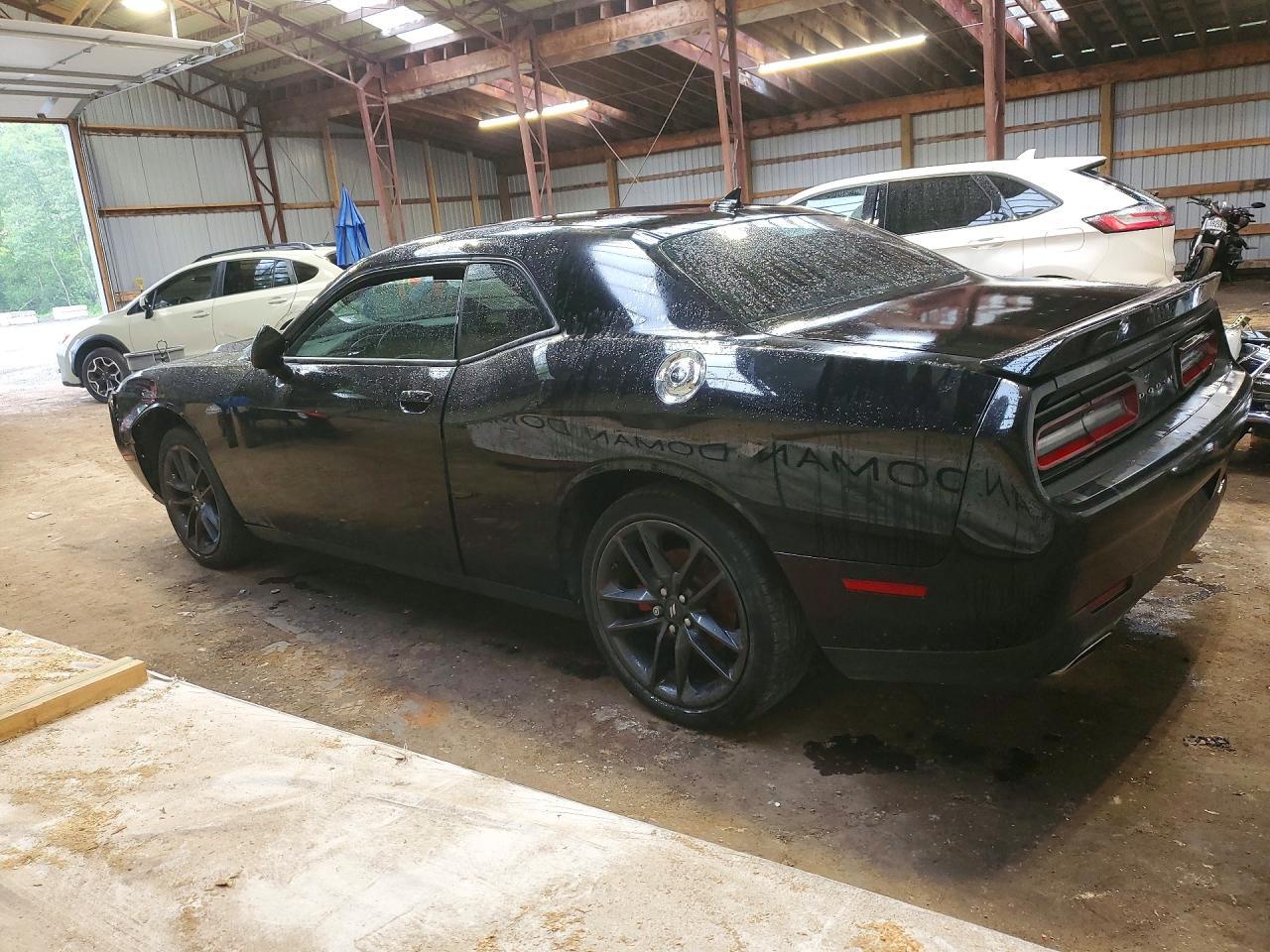 2018 DODGE CHALLENGER SXT — Фото 2 из 12