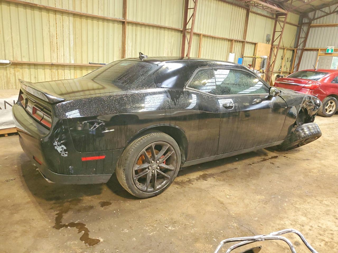 2018 DODGE CHALLENGER SXT — Фото 3 из 12