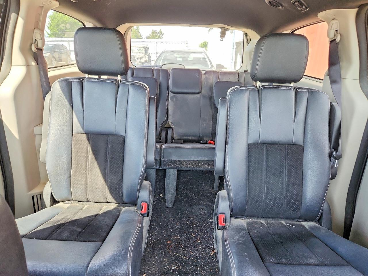 2018 DODGE GRAND CARAVAN SE — Фото 10 из 13