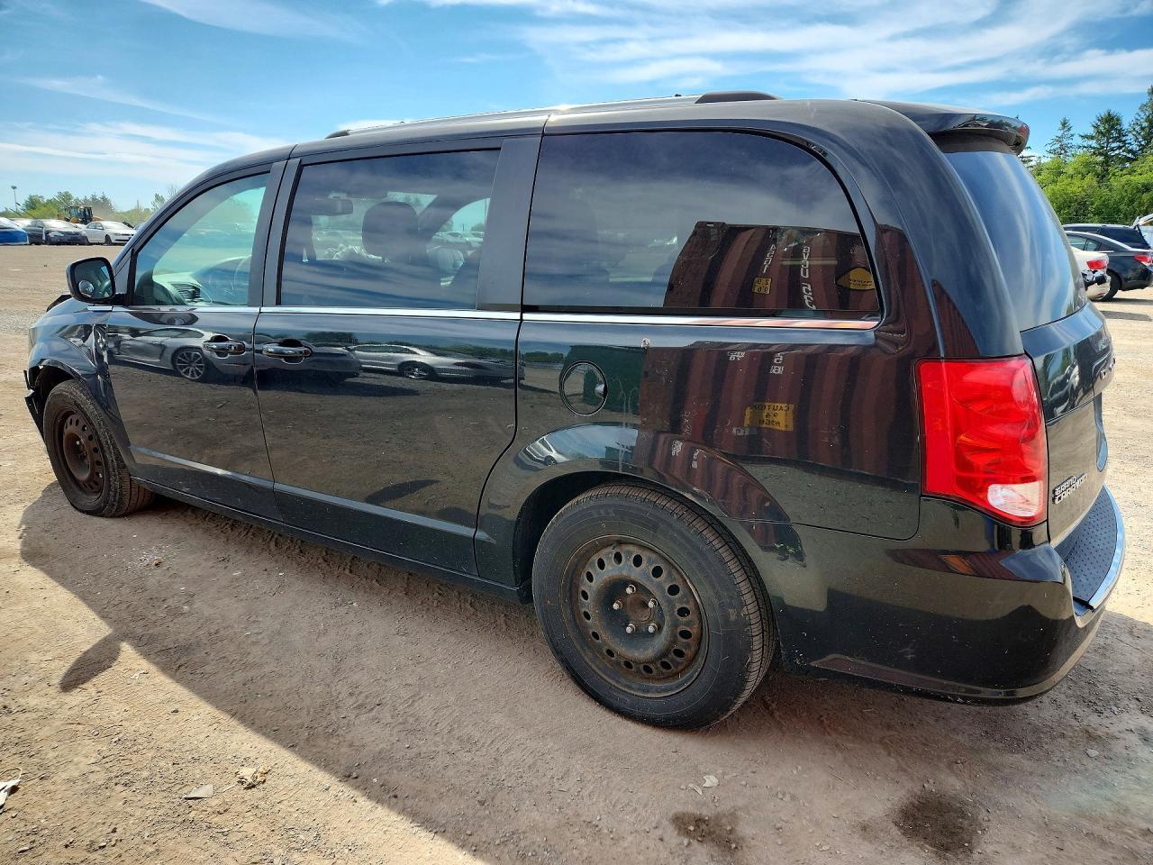 2018 DODGE GRAND CARAVAN SE — Фото 2 из 13