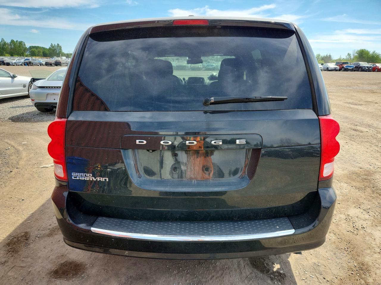 2018 DODGE GRAND CARAVAN SE — Фото 6 из 13