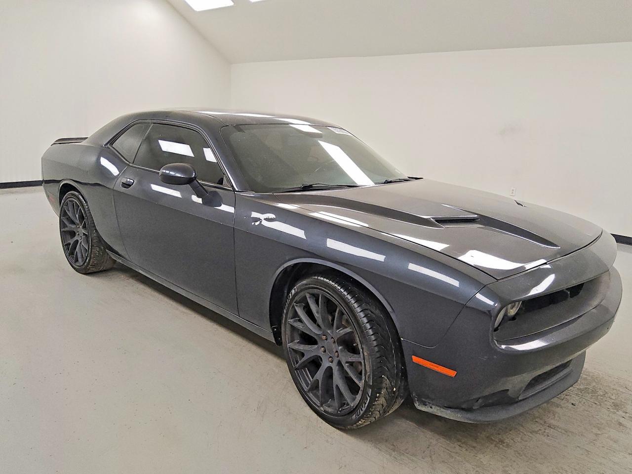 2018 DODGE CHALLENGER SXT — Фото 4 из 12