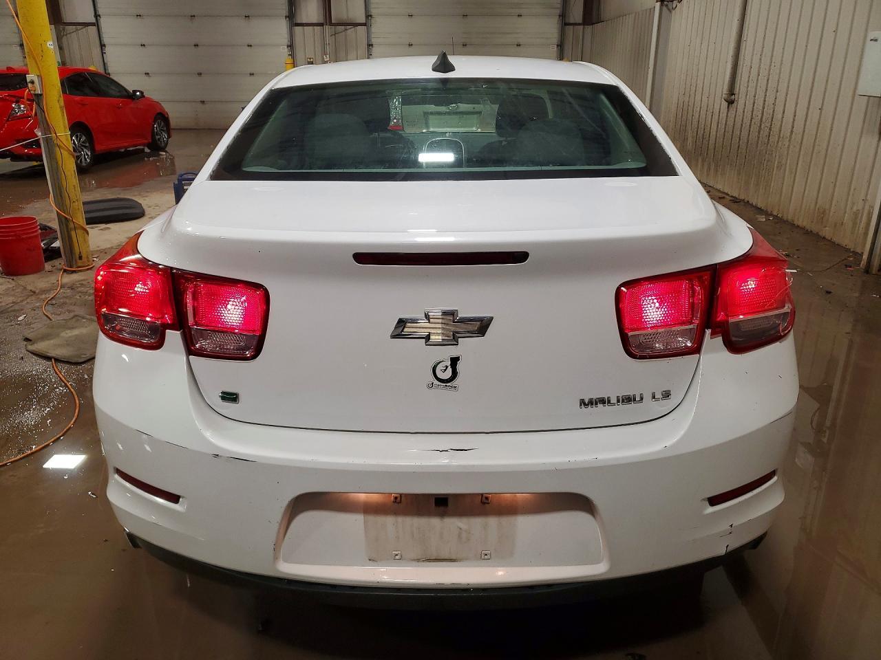 2015 CHEVROLET MALIBU LS — Фото 6 из 12