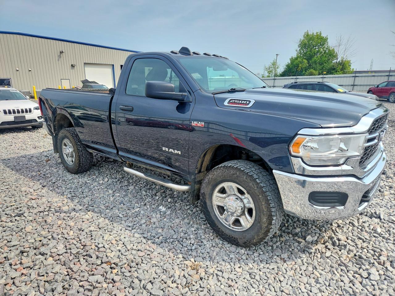 2022 RAM 2500 TRADESMAN — Фото 4 из 12