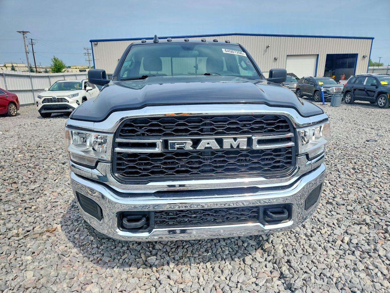 2022 RAM 2500 TRADESMAN — Фото 5 из 12