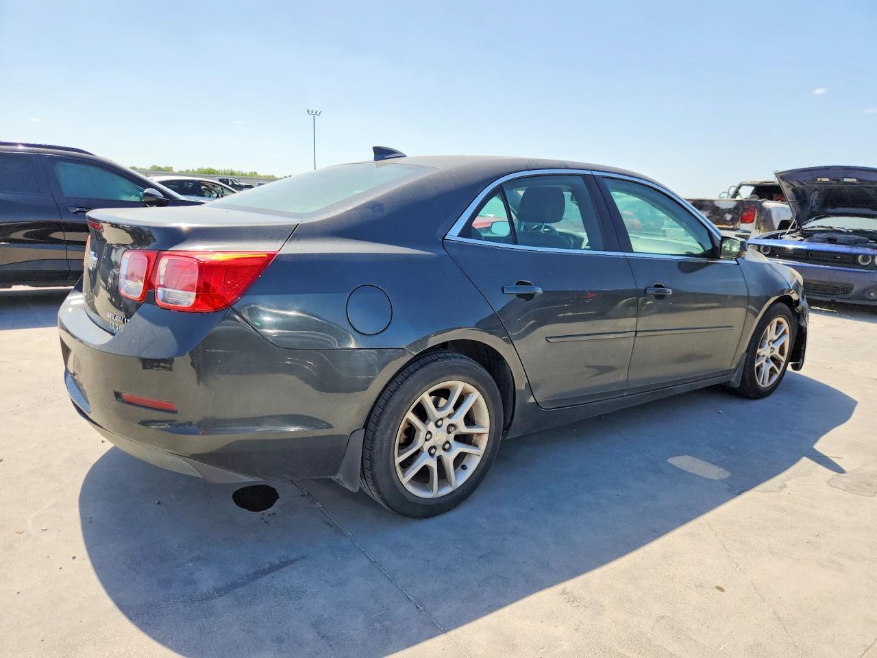 2015 CHEVROLET MALIBU 1LT — Фото 3 из 12