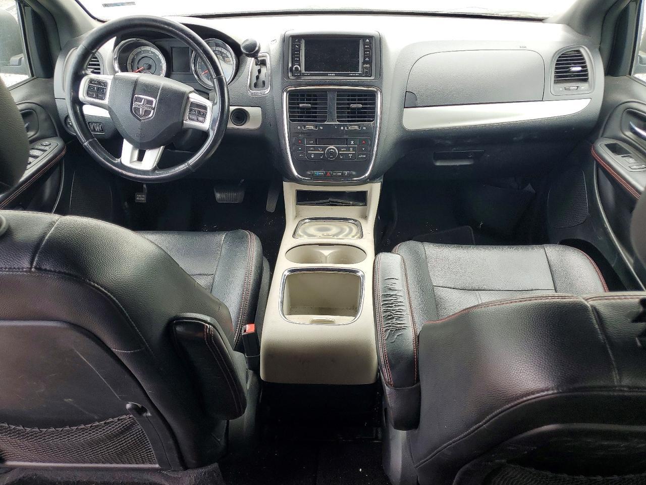 2018 DODGE GRAND CARAVAN GT — Фото 8 из 13