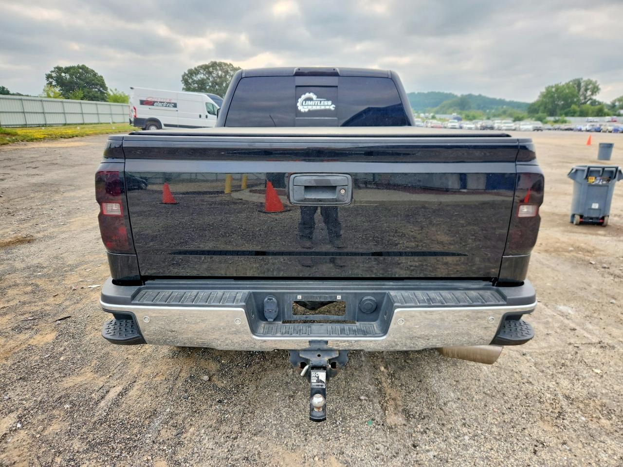 2015 CHEVROLET SILVERADO K2500 HEAVY DUTY LTZ — Фото 6 из 12