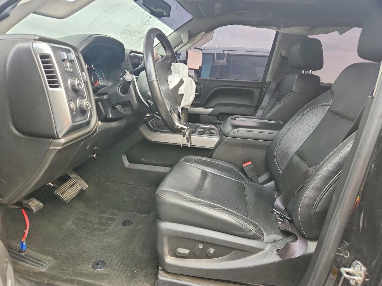 2015 CHEVROLET SILVERADO K2500 HEAVY DUTY LTZ — Фото 7 из 12