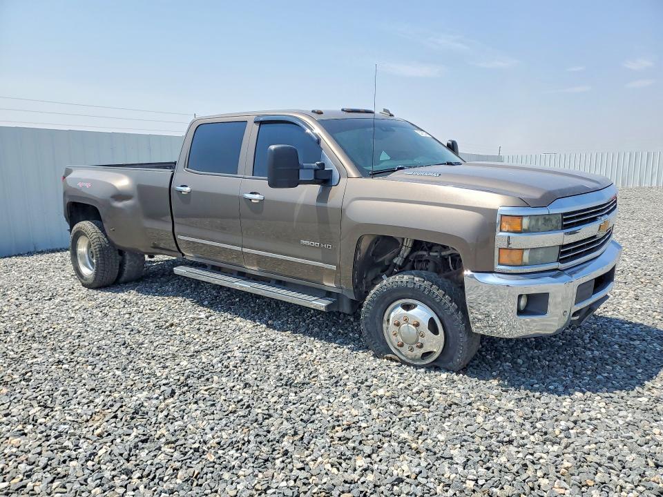 2015 CHEVROLET SILVERADO K3500 LTZ — Фото 4 из 13