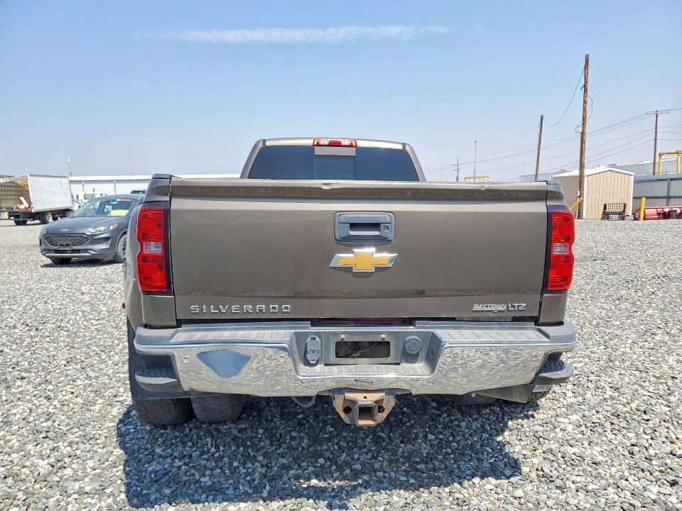 2015 CHEVROLET SILVERADO K3500 LTZ — Фото 6 из 13