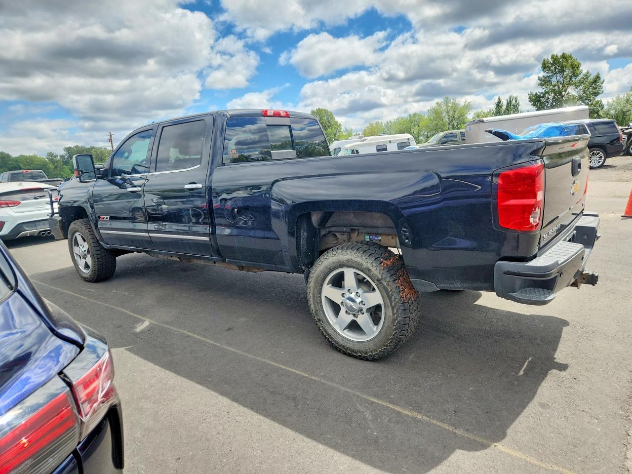 2015 CHEVROLET SILVERADO K2500 HEAVY DUTY LTZ — Фото 2 из 12