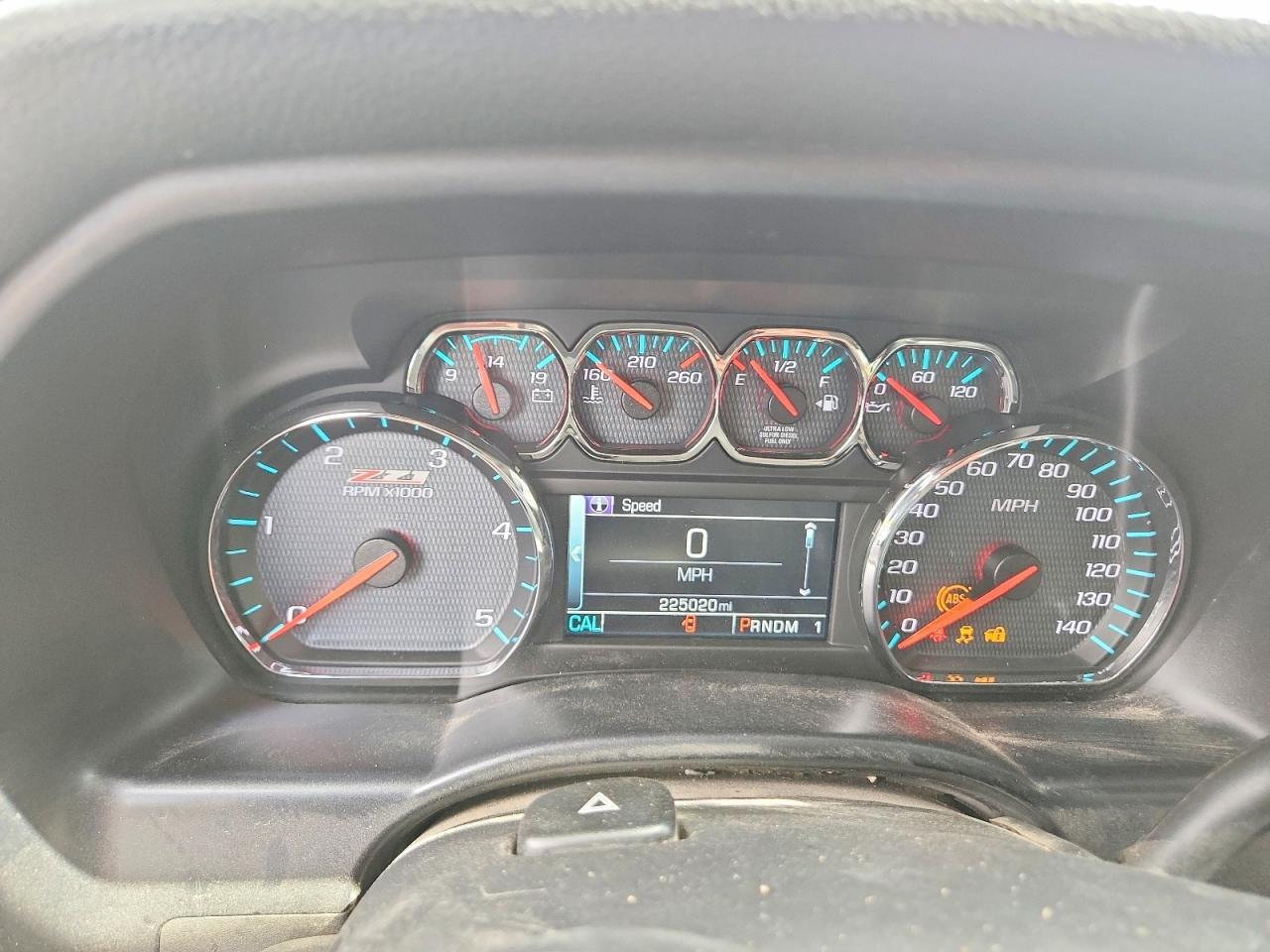 2015 CHEVROLET SILVERADO K2500 HEAVY DUTY LTZ — Фото 9 из 12