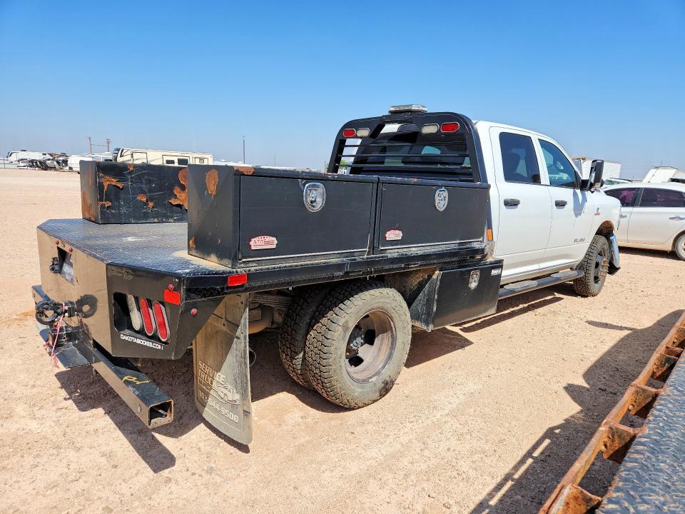 3C7WRTCL4NG305028 2022 RAM 3500 photo no. 3