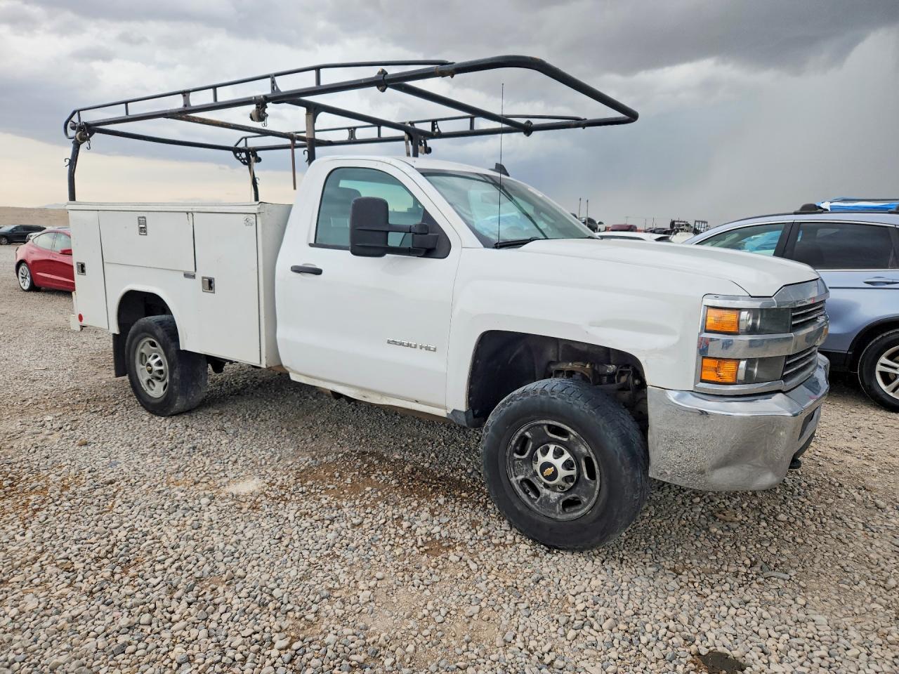 2015 CHEVROLET SILVERADO K2500 HEAVY DUTY — Фото 4 из 12