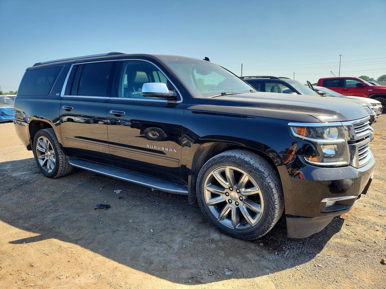 2015 CHEVROLET SUBURBAN K1500 LTZ — Фото 4 из 13