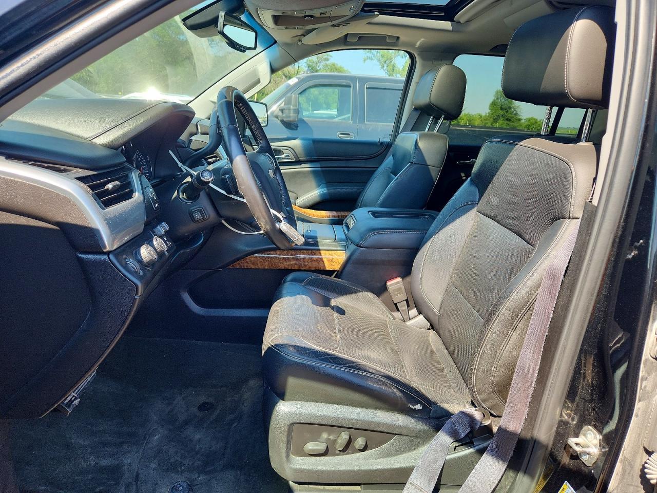 2015 CHEVROLET SUBURBAN K1500 LTZ — Фото 7 из 13