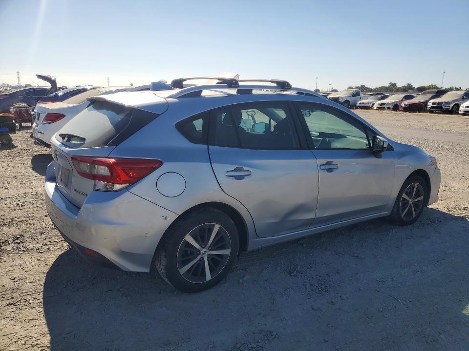 2022 SUBARU IMPREZA PREMIUM — Фото 3 из 12