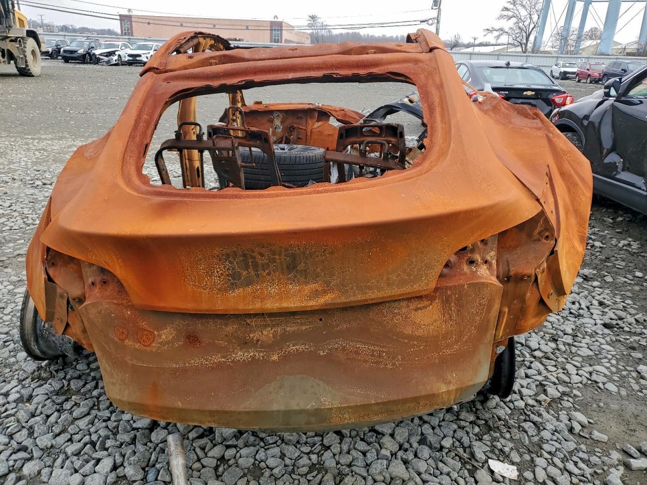 7SAYGDEF2NF337963 2022 TESLA MODEL Y photo no. 6