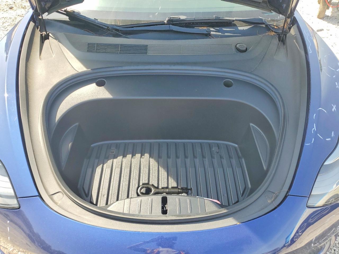 2022 TESLA MODEL 3 — Фото 11 из 12