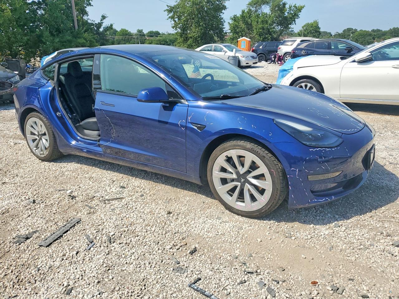 2022 TESLA MODEL 3 — Фото 4 из 12