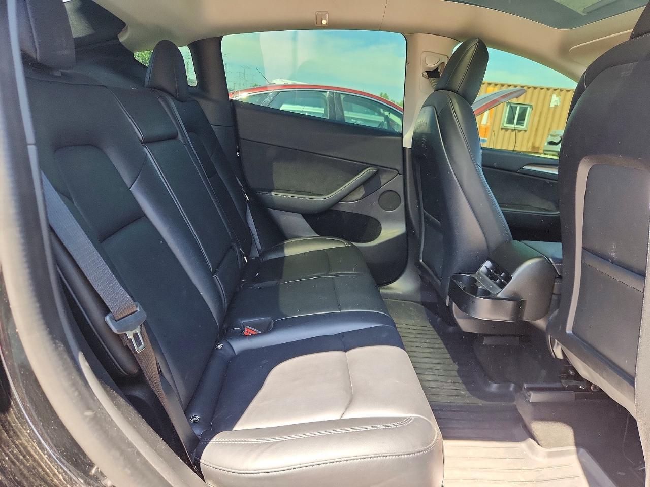 7SAYGDEF4NF567973 2022 TESLA MODEL Y photo no. 10