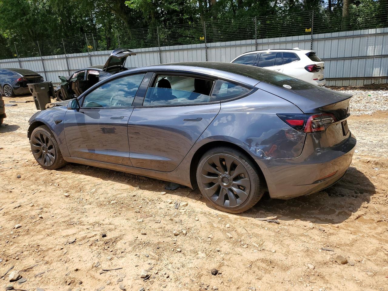 2022 TESLA MODEL 3 — Фото 2 из 12