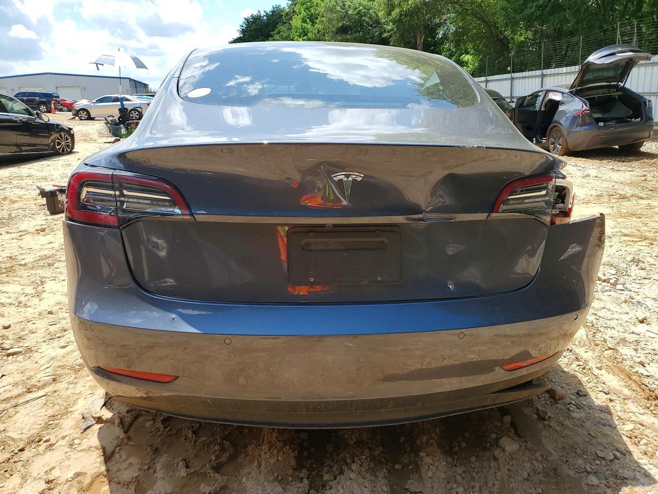 2022 TESLA MODEL 3 — Фото 6 из 12