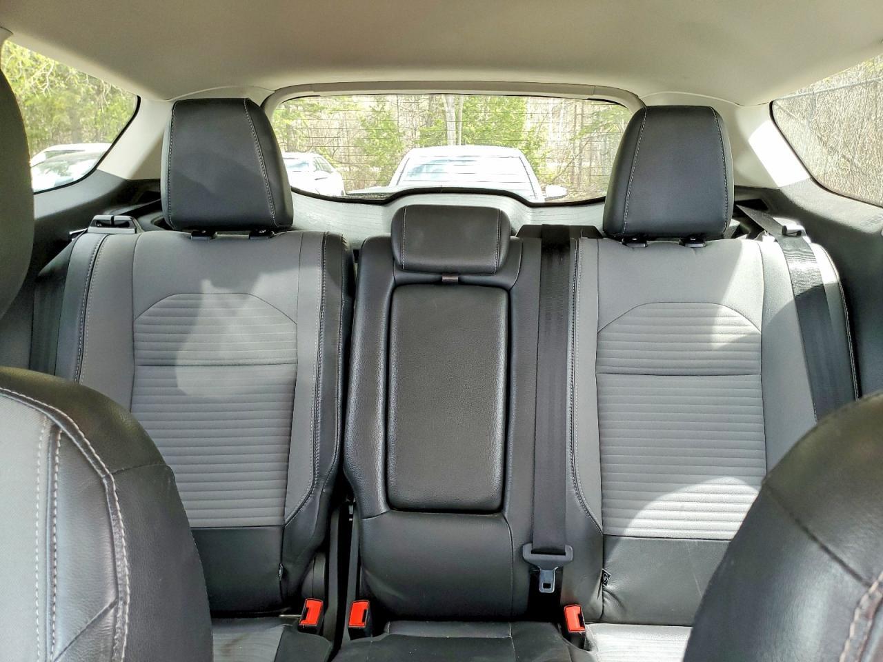2018 FORD ESCAPE — Фото 10 из 13
