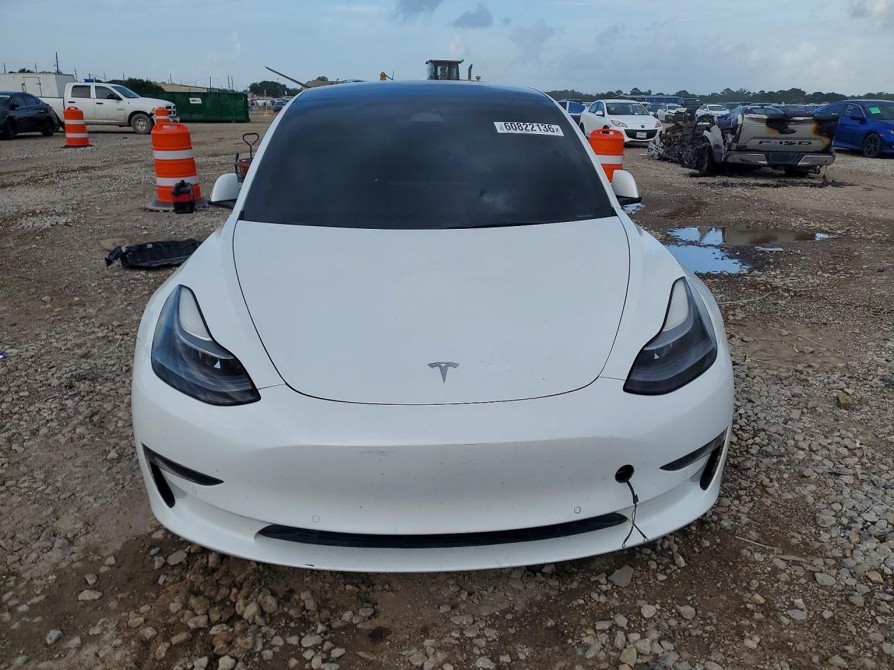 2022 TESLA MODEL 3 — Фото 5 из 14