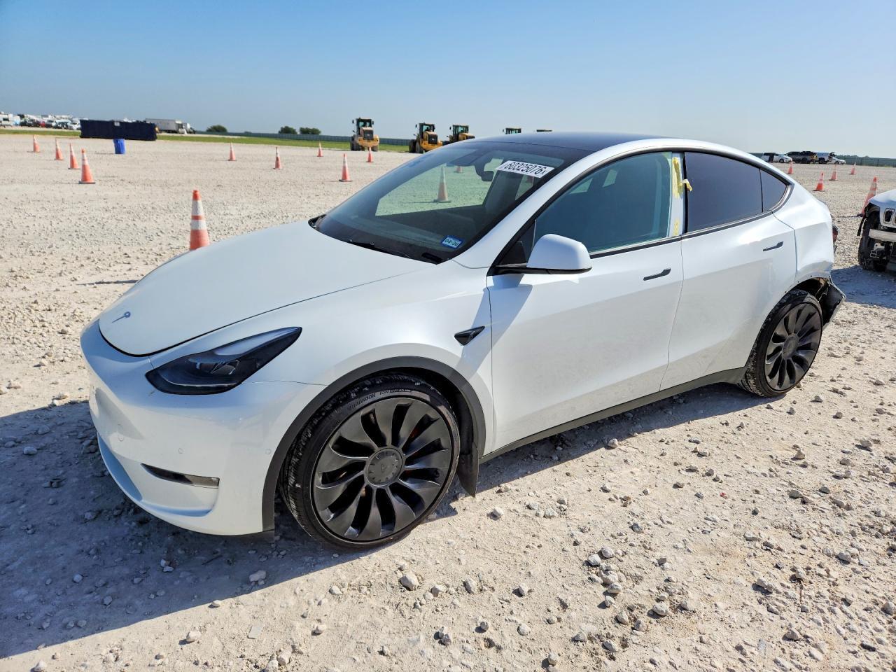 7SAYGDEF9NF457212 2022 TESLA MODEL Y photo no. 1