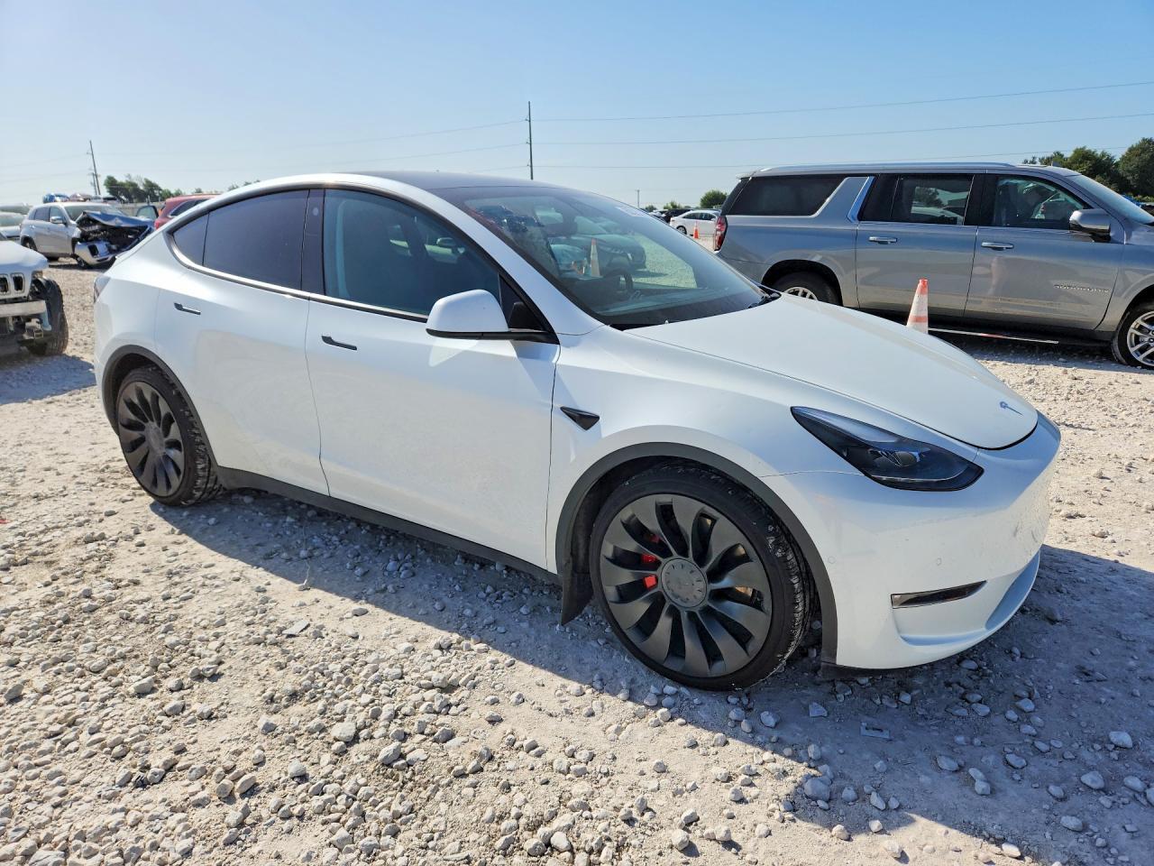 7SAYGDEF9NF457212 2022 TESLA MODEL Y photo no. 4