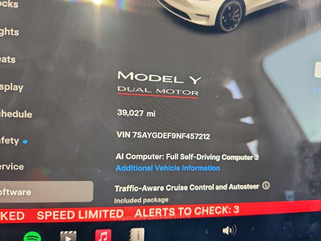 7SAYGDEF9NF457212 2022 TESLA MODEL Y photo no. 9