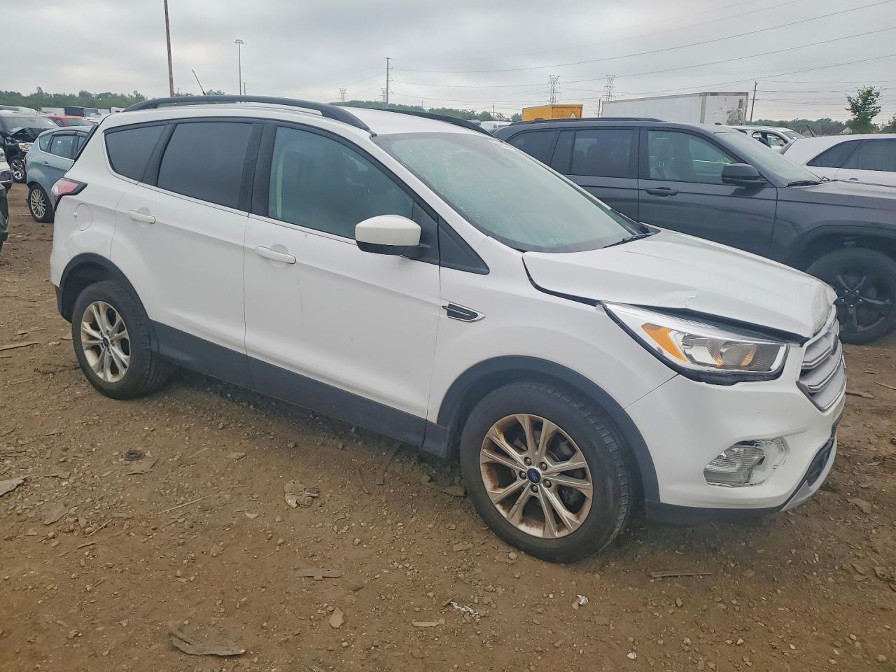 2018 FORD ESCAPE SE — Фото 4 из 13