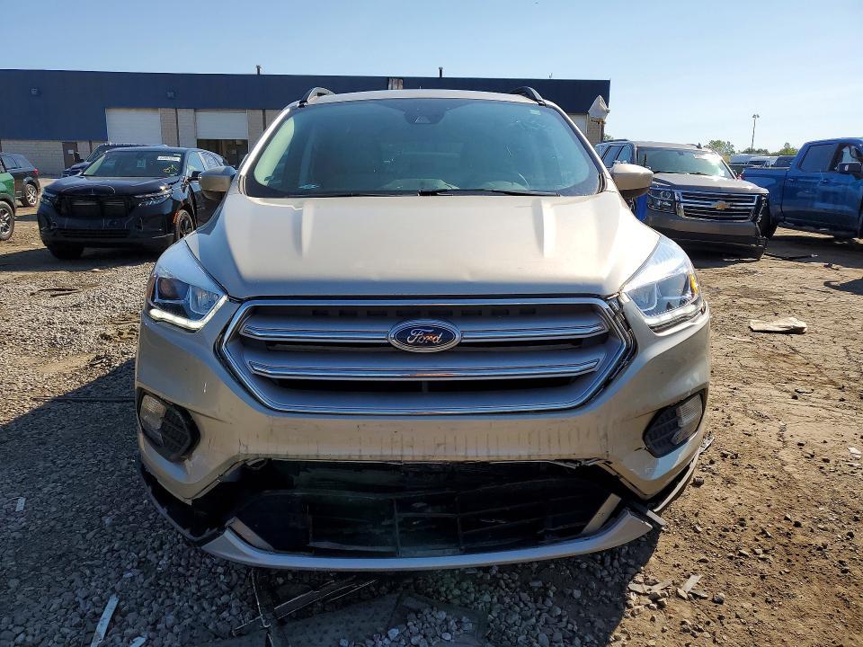 2018 FORD ESCAPE SEL — Фото 5 из 13