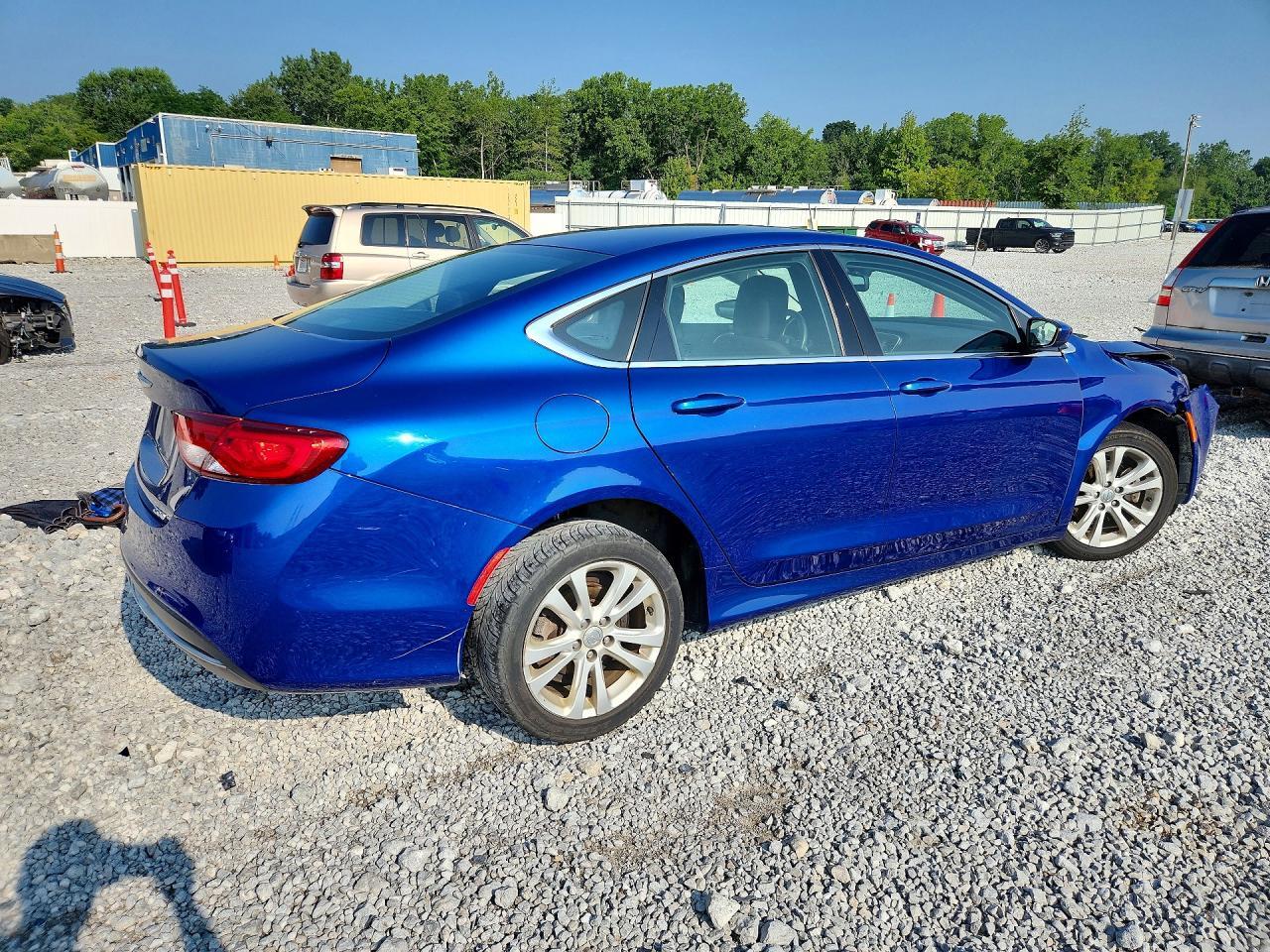 2015 CHRYSLER 200 LIMITED — Фото 3 из 12