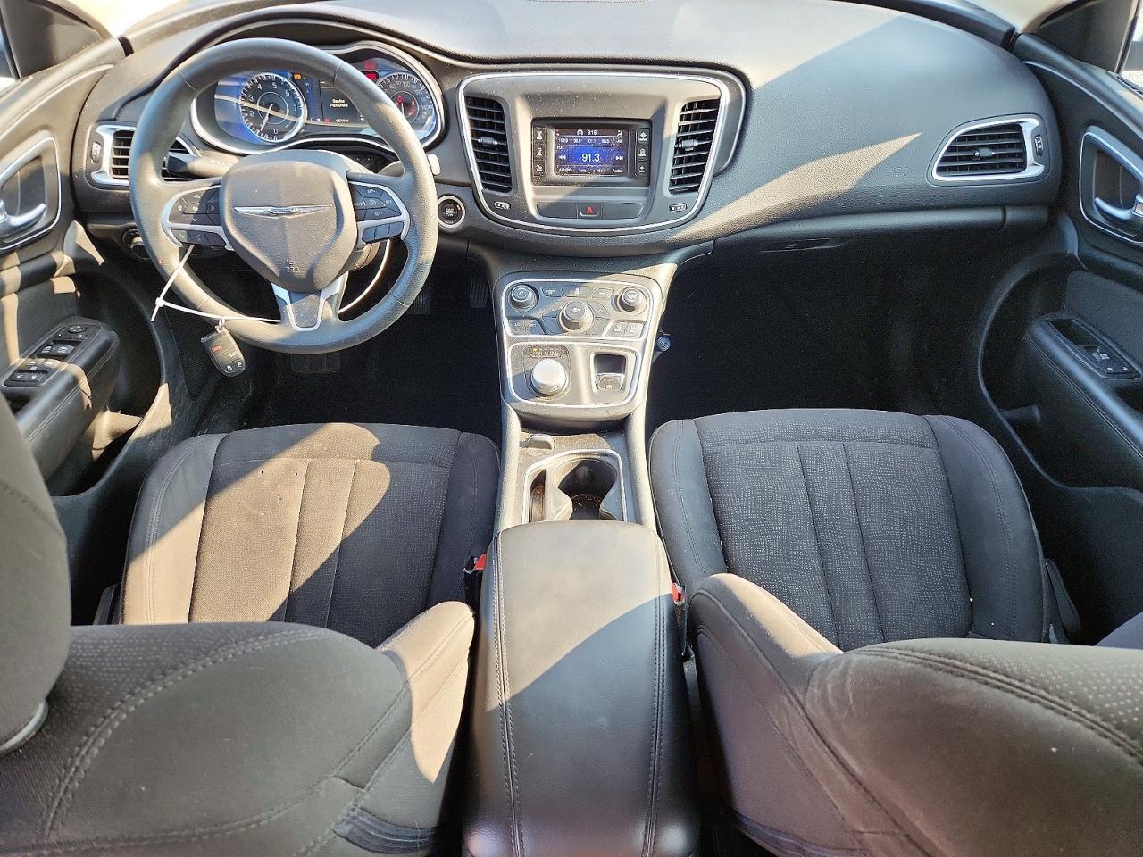 2015 CHRYSLER 200 LIMITED — Фото 8 из 12