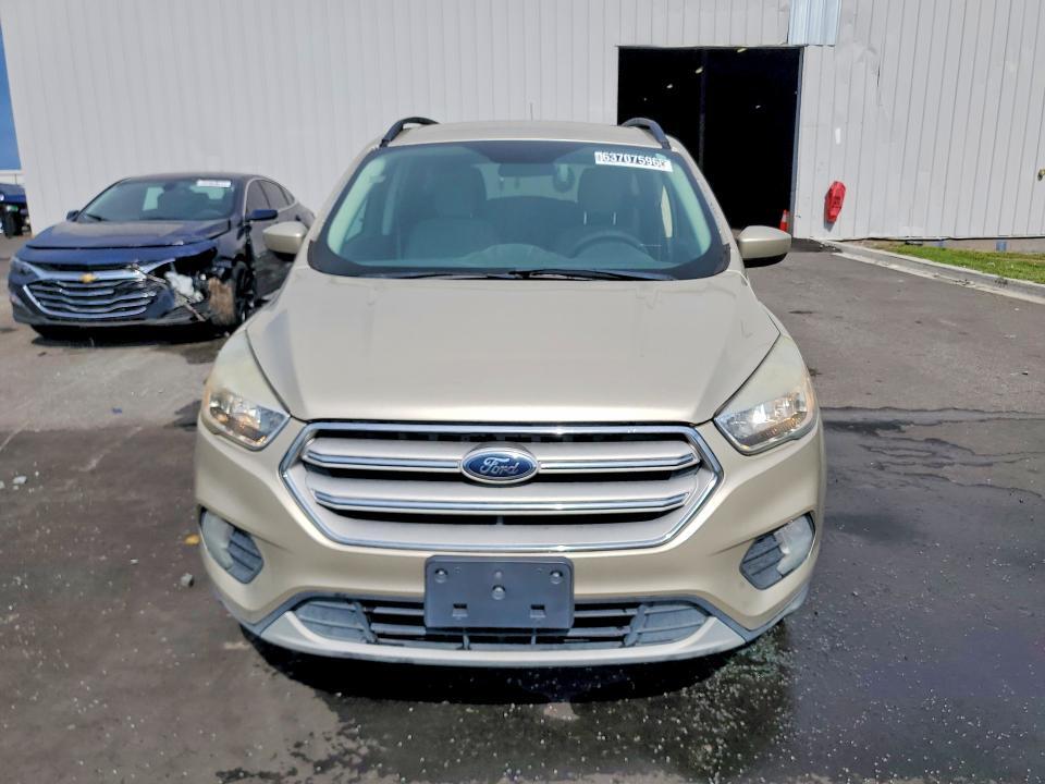 1FMCU0GD9JUB46039 2018 FORD ESCAPE photo no. 5