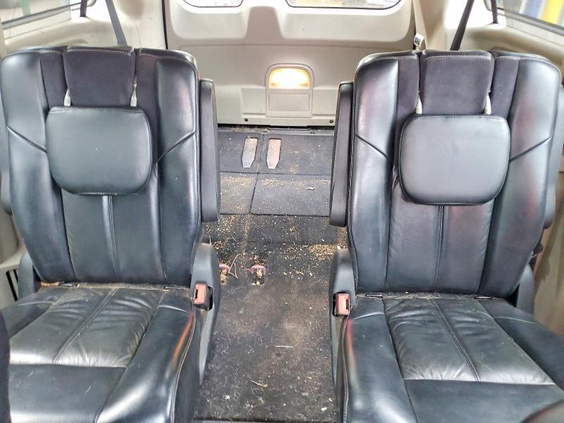 2015 CHRYSLER TOWN & COUNTRY LIMITED PLATINUM — Фото 10 из 13