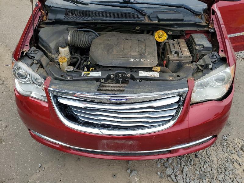 2015 CHRYSLER TOWN & COUNTRY LIMITED PLATINUM — Фото 12 из 13