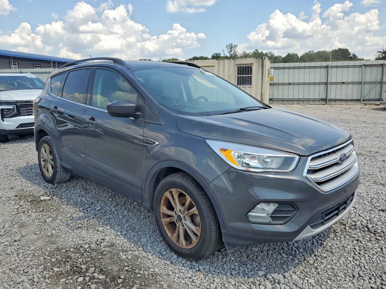 2018 FORD ESCAPE SE — Фото 4 из 12