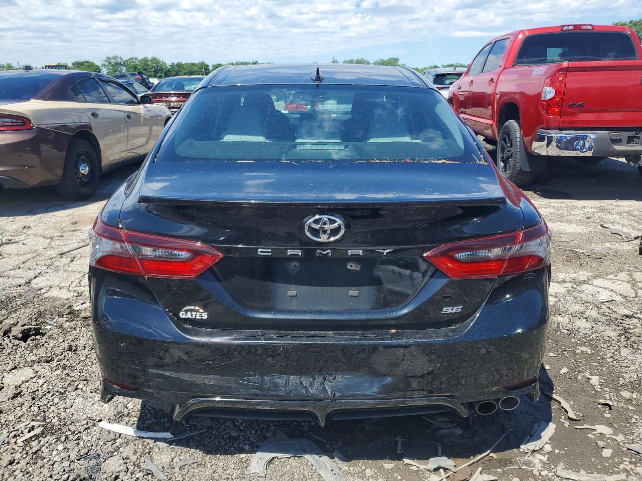 2022 TOYOTA CAMRY SE — Фото 6 из 12