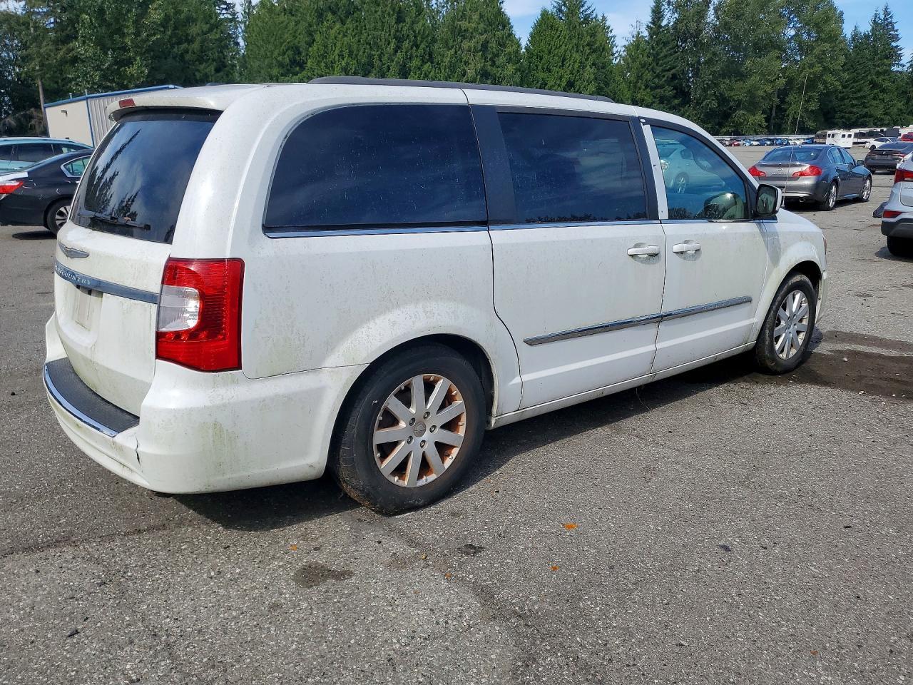2015 CHRYSLER TOWN & COUNTRY TOURING — Фото 3 из 13