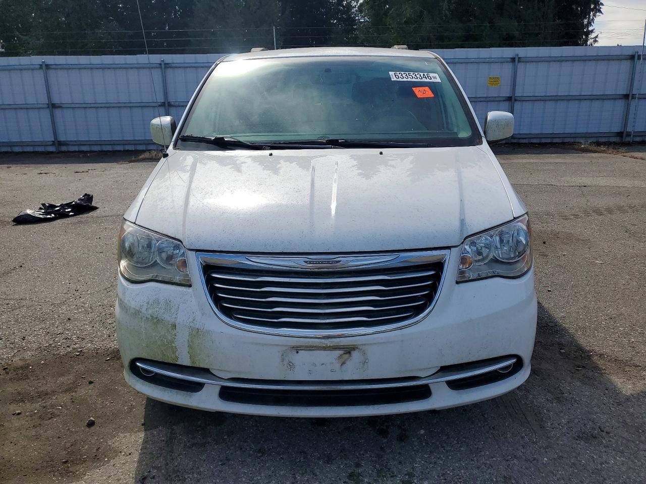 2015 CHRYSLER TOWN & COUNTRY TOURING — Фото 5 из 13
