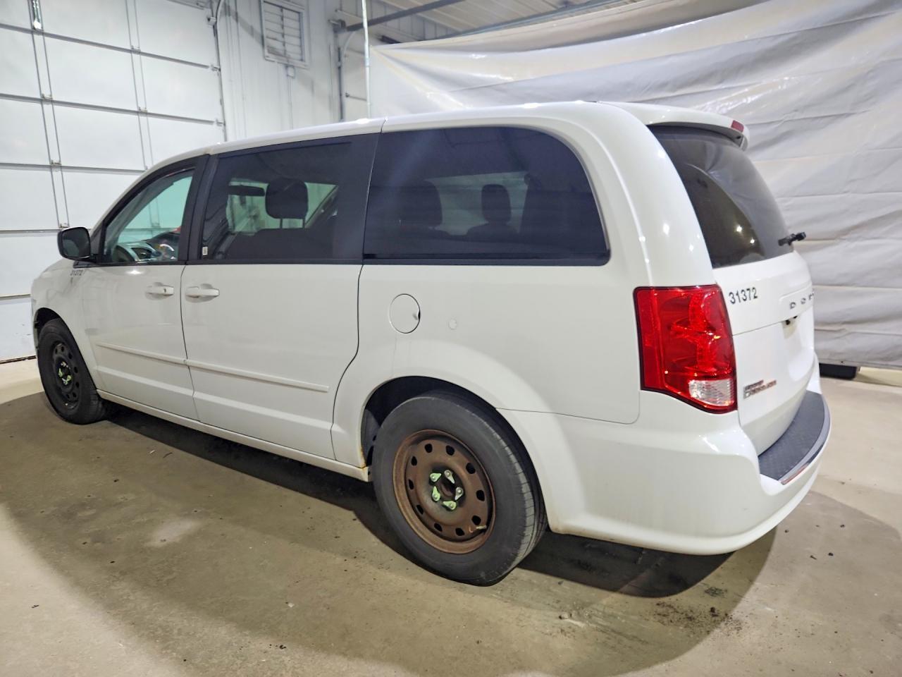 2015 DODGE GRAND CARAVAN SE — Фото 2 из 13