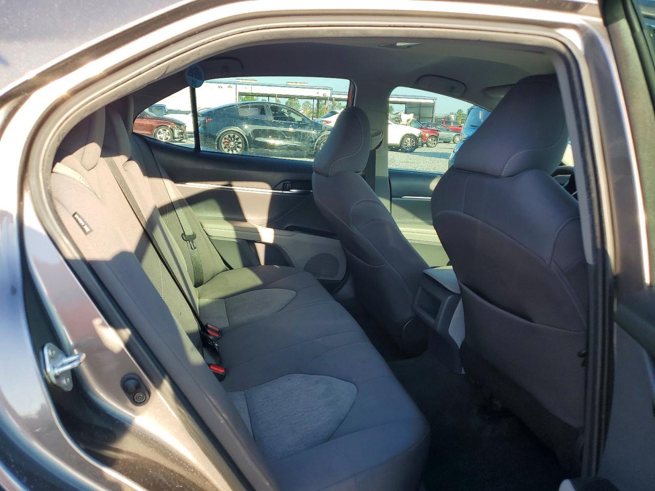 2022 TOYOTA CAMRY LE — Фото 10 из 13