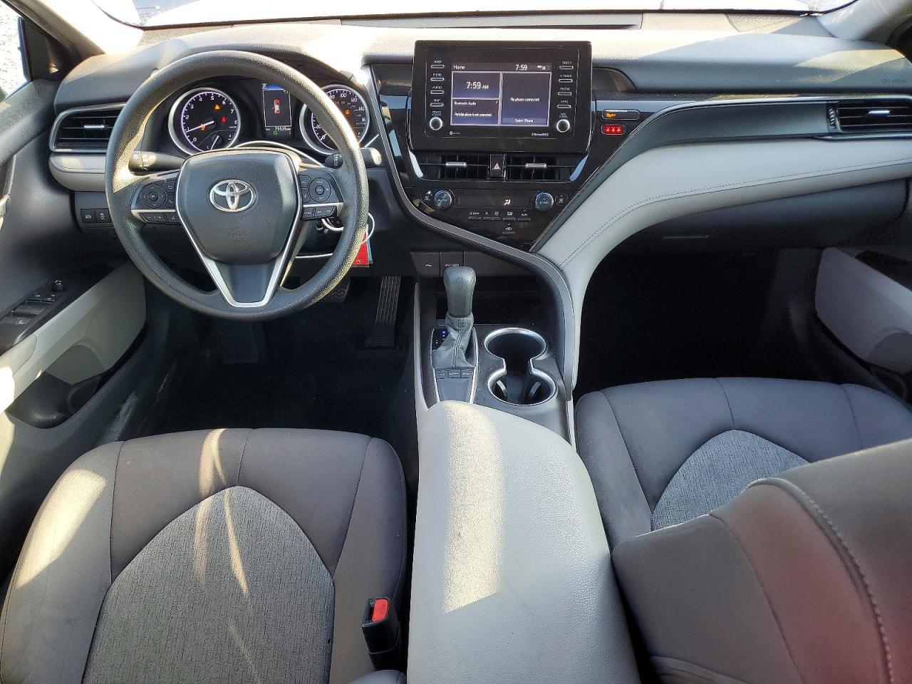 2022 TOYOTA CAMRY LE — Фото 8 из 13
