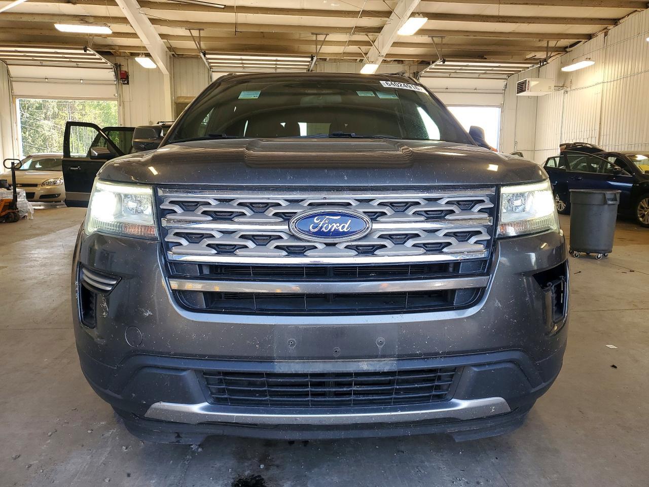 2018 FORD EXPLORER XLT — Фото 5 из 13