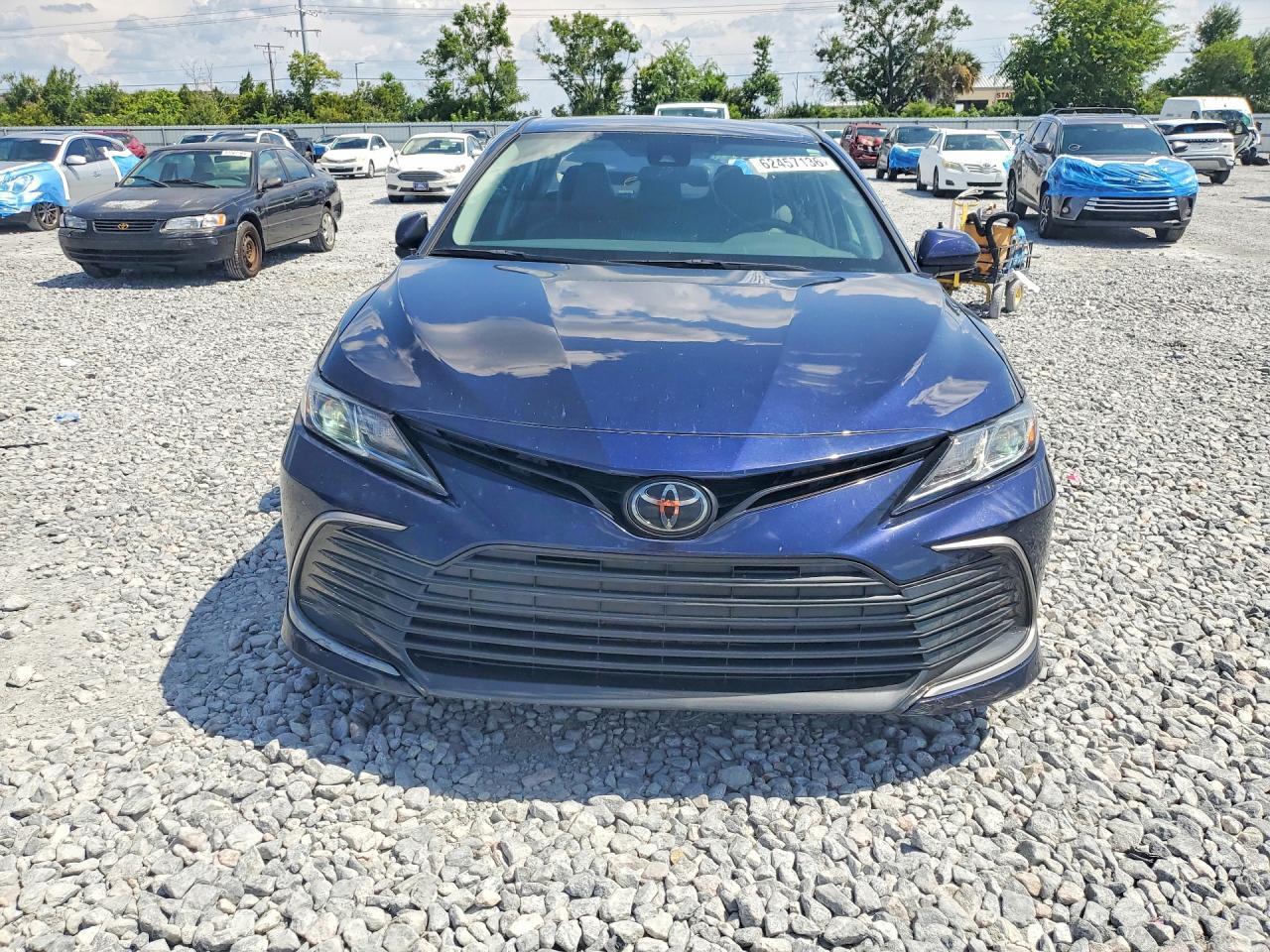 2022 TOYOTA CAMRY LE — Фото 5 из 12